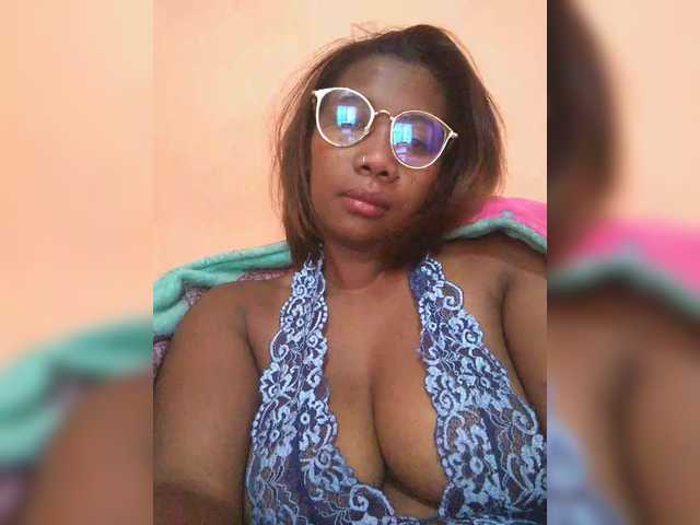 vanesslove's BongaCams show and profile