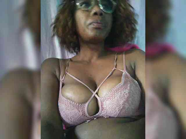 Chachachocolate webcam