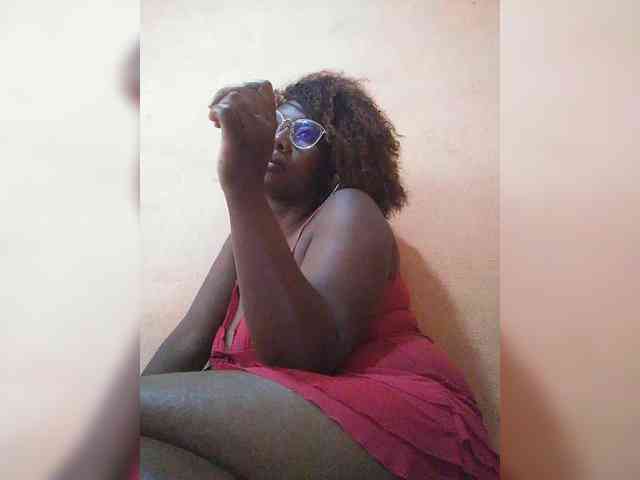 vanesslove Live Webcam on BongaCams