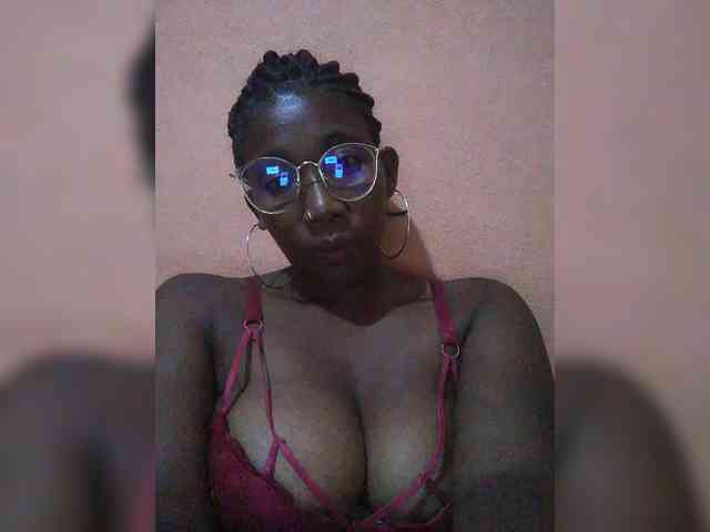 vanesslove Live Webcam on BongaCams