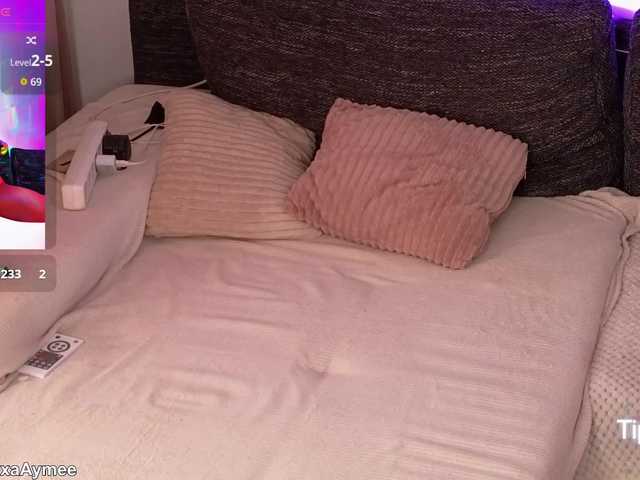 AlexaAimee's BongaCams show and profile