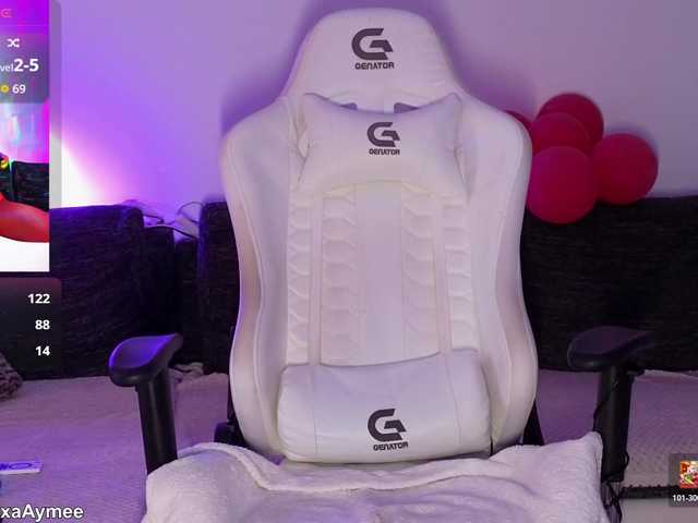 AlexaAimee's BongaCams show and profile