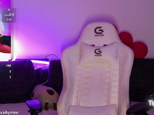 AlexaAimee's BongaCams show and profile