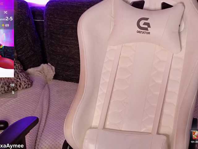 AlexaAimee's BongaCams show and profile