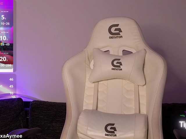 AlexaAimee's BongaCams show and profile