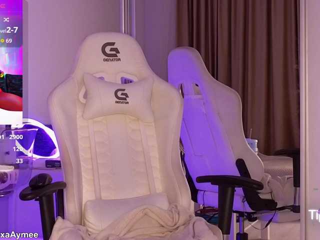 AlexaAimee's BongaCams show and profile