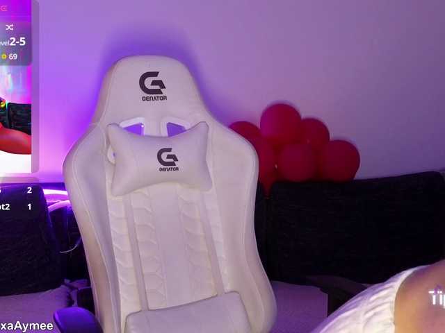 AlexaAimee's BongaCams show and profile