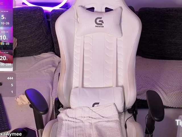 AlexaAimee's BongaCams show and profile