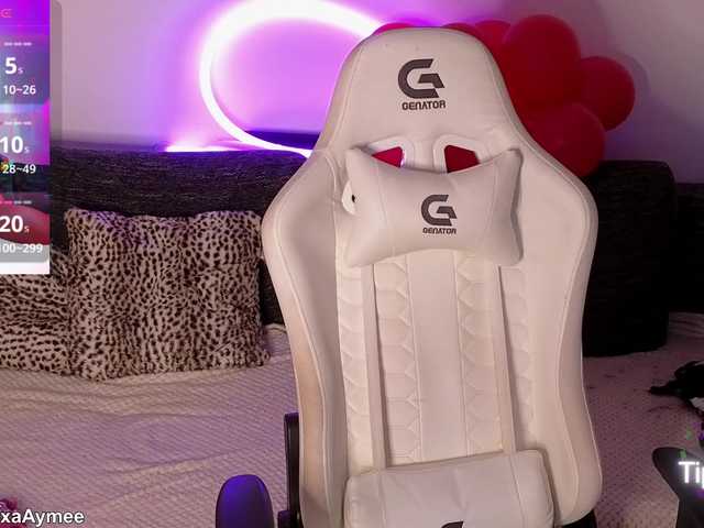 AlexaAimee's BongaCams show and profile