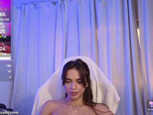 hot webcam AlexaAimee