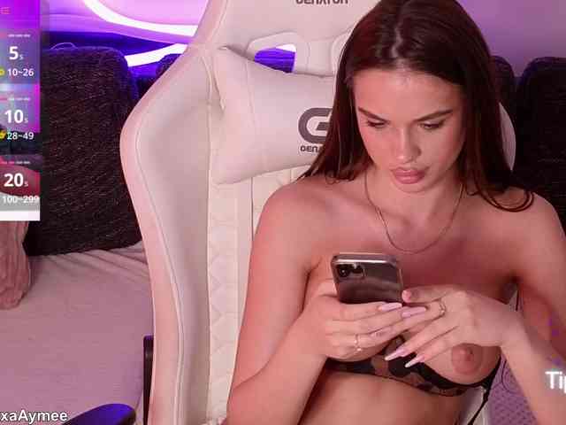 AlexaAimee AlexaAimee