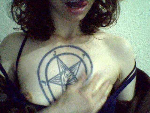 Celena980's BongaCams show and profile