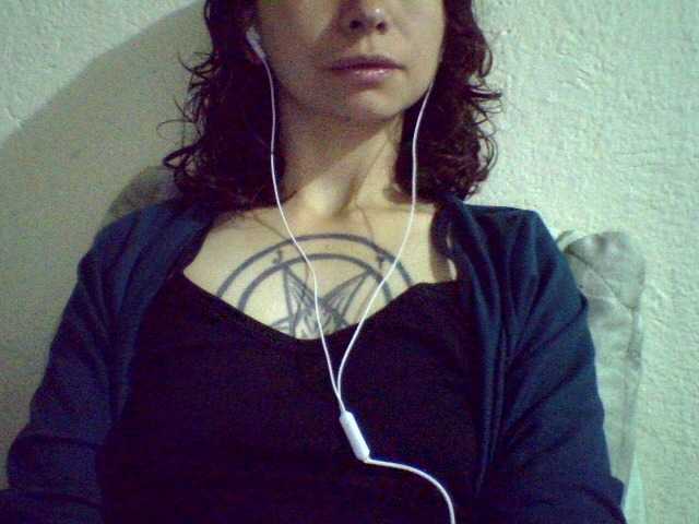 Celena980's BongaCams show and profile