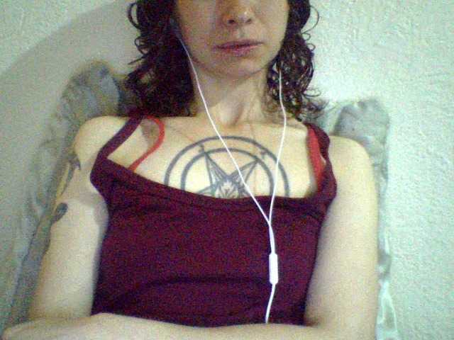 Celena980's BongaCams show and profile