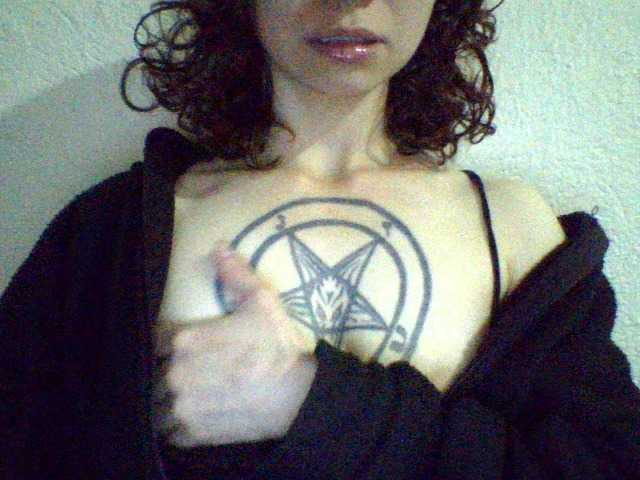 Celena980's BongaCams show and profile