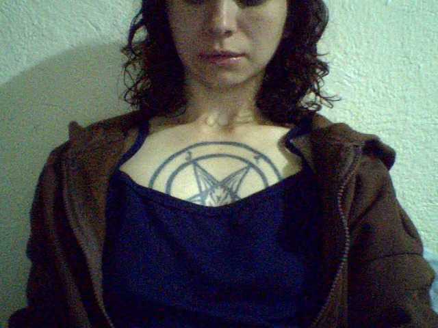 Celena980's BongaCams show and profile