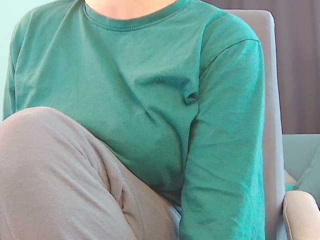 NandiSmile — Hello!!  Im available for private chat, guys!  PM 50 tok. Kiss!