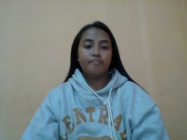 SunsetMonica's BongaCams show and profile