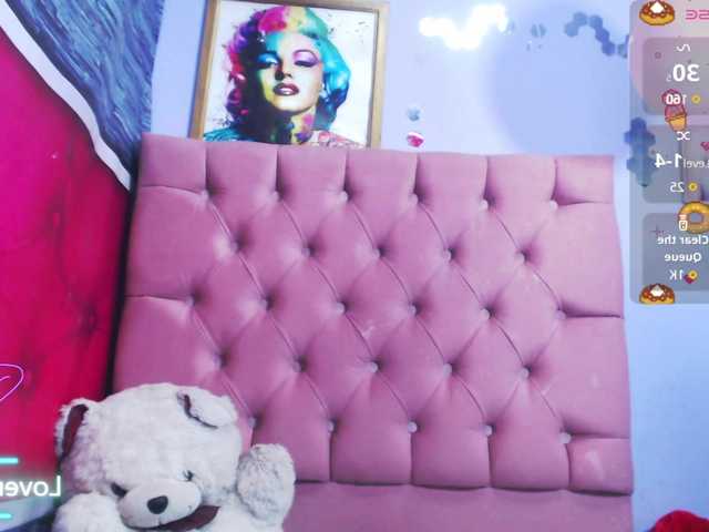 CannelleX's BongaCams show and profile