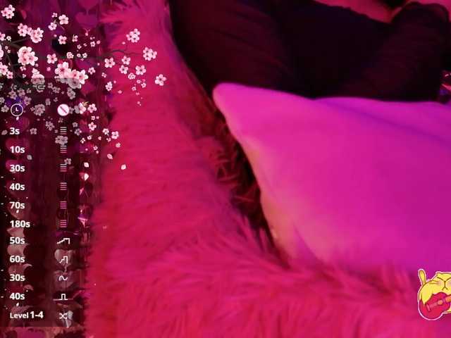 Taliswoman's BongaCams show and profile