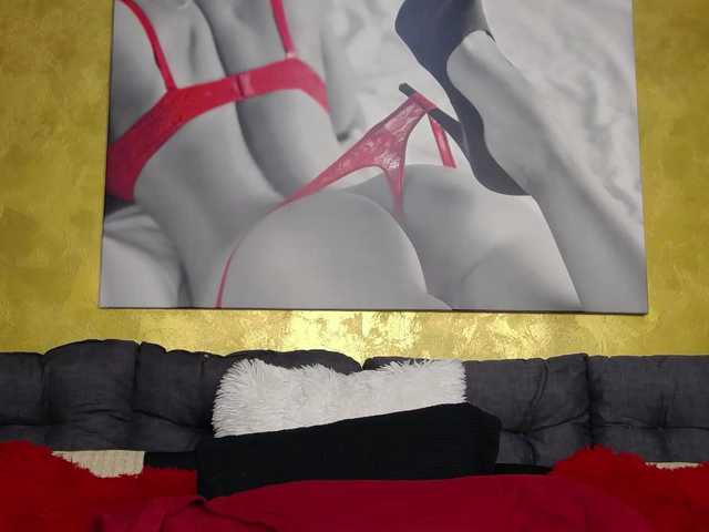 ADELAHOTX's BongaCams show and profile