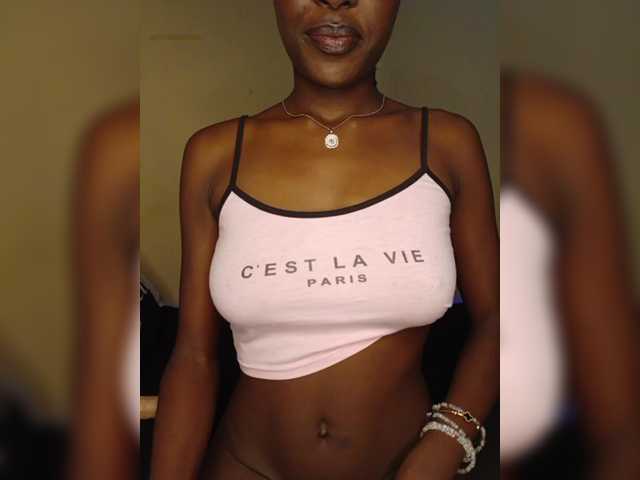 Jade008's BongaCams show and profile