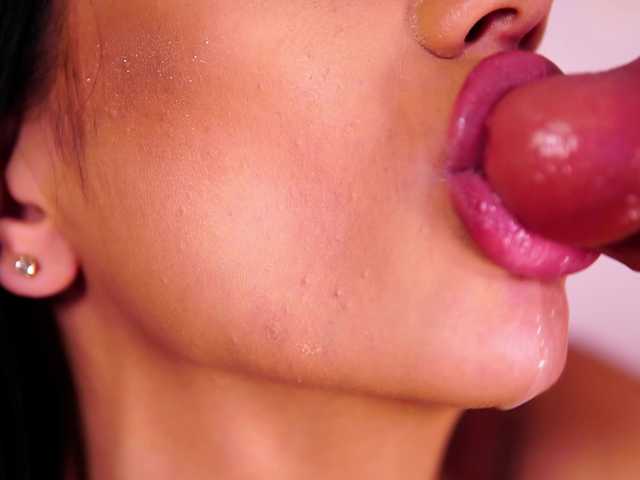 HaylieMilf's BongaCams show and profile