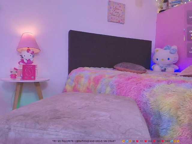 meegan-foxy's BongaCams show and profile