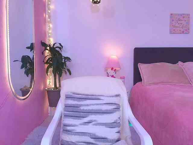 meegan-foxy meegan-foxy