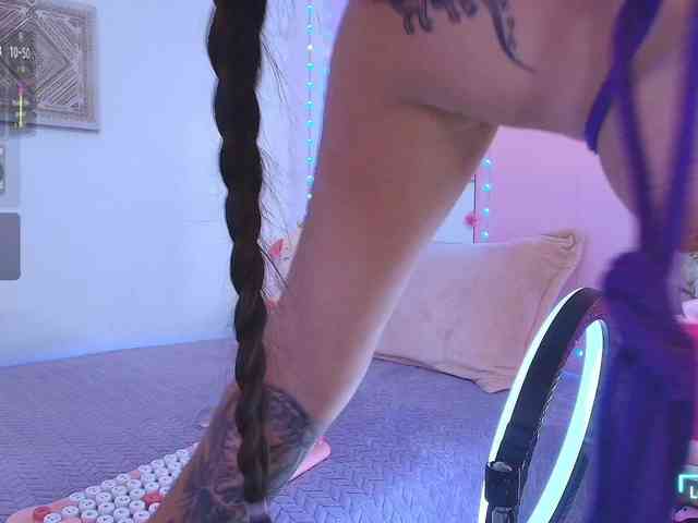 meegan-foxy webcam