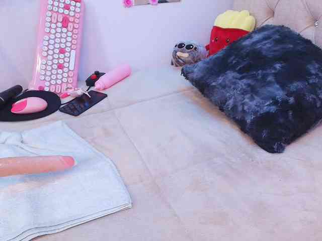 meegan-foxy webcam