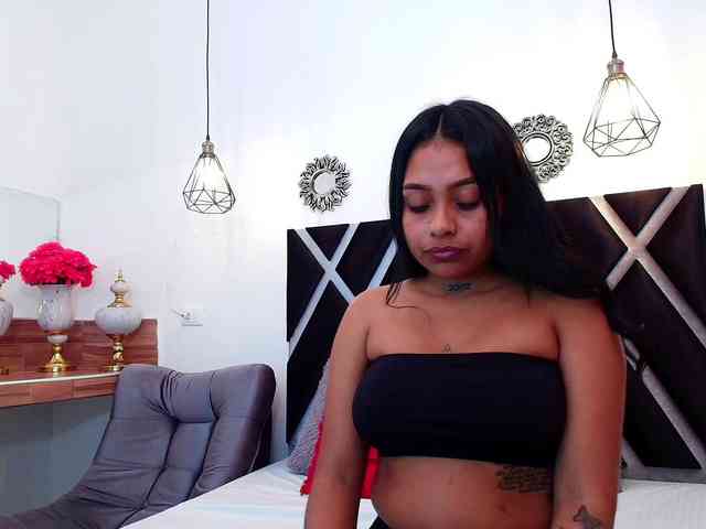 AlaskaRose webcam