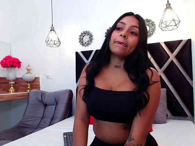 AlaskaRose webcam