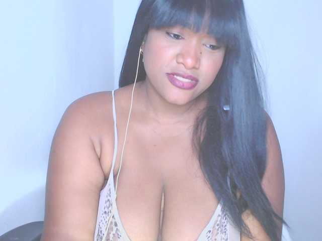 Masturbate to 33 years old Chocolate13 from BongaCams Chocolate13 from BongaCams