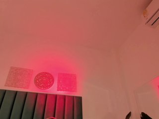 Aluna-Sweet Porn Show