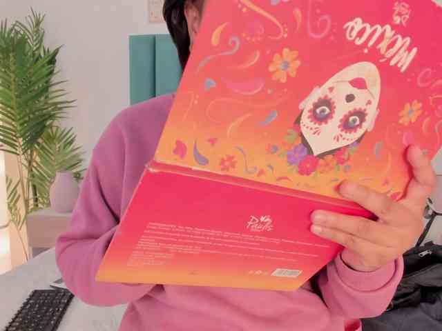 Aluna-Sweet webcam