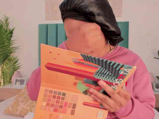 Aluna-Sweet webcam