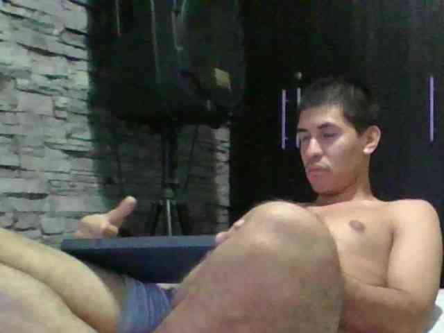 Sexylatin64