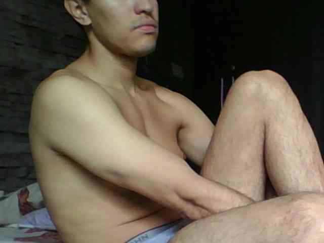 Sexylatin64