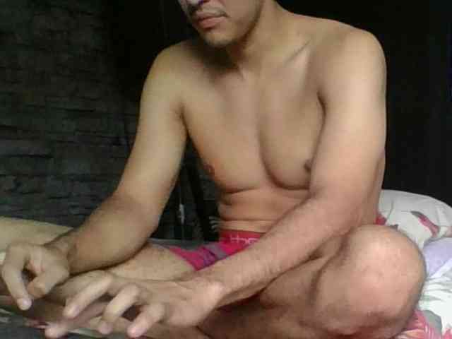 Sexylatin64