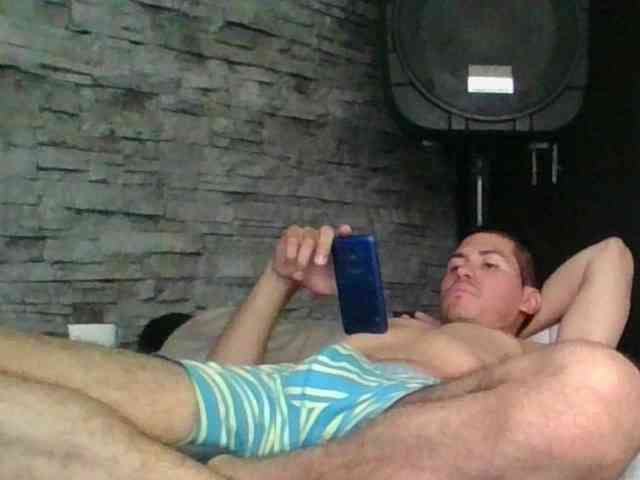Sexylatin64