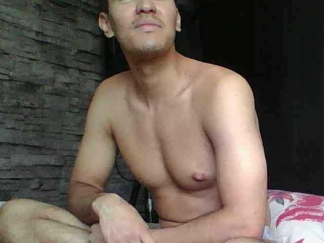 Sexylatin64