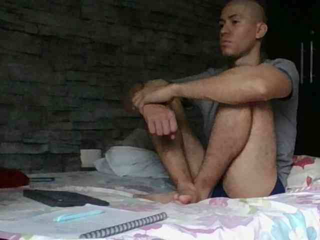 Sexylatin64 Live Webcam on BongaCams