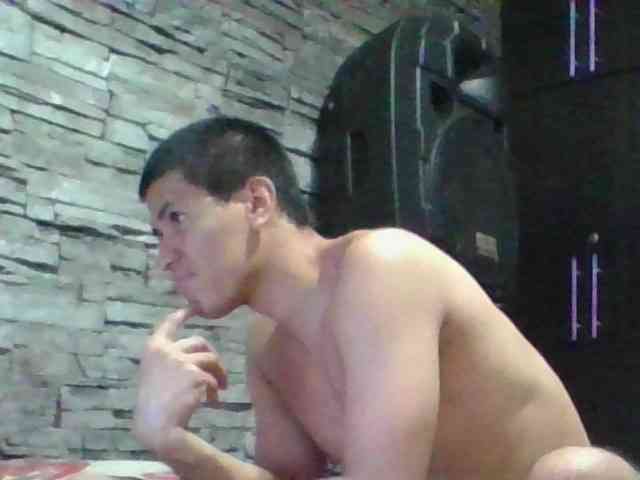 Sexylatin64
