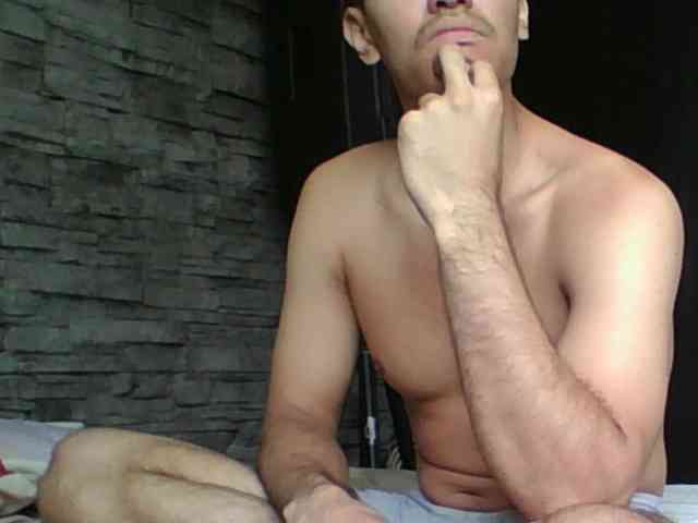 Sexylatin64