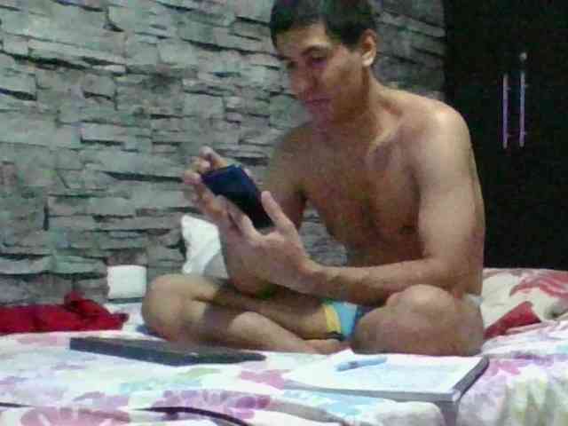 Sexylatin64 Live Webcam on BongaCams