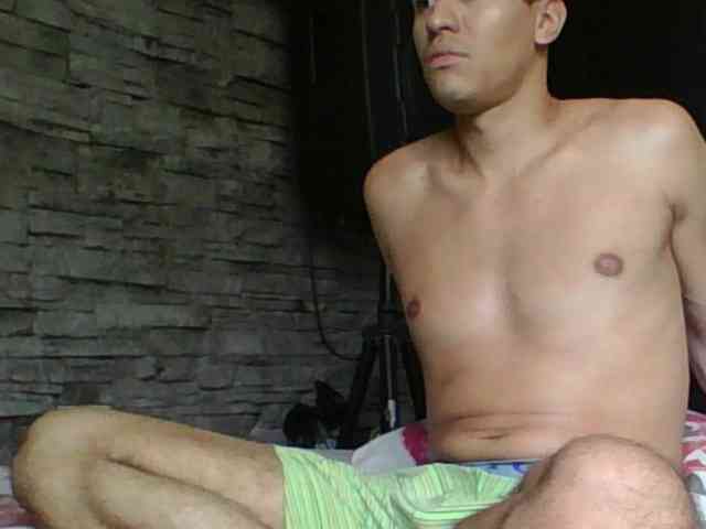 Sexylatin64