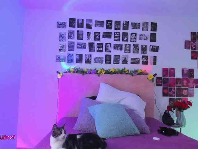 Alana-and-Jack webcam