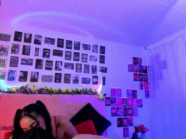 Alana-and-Jack webcam