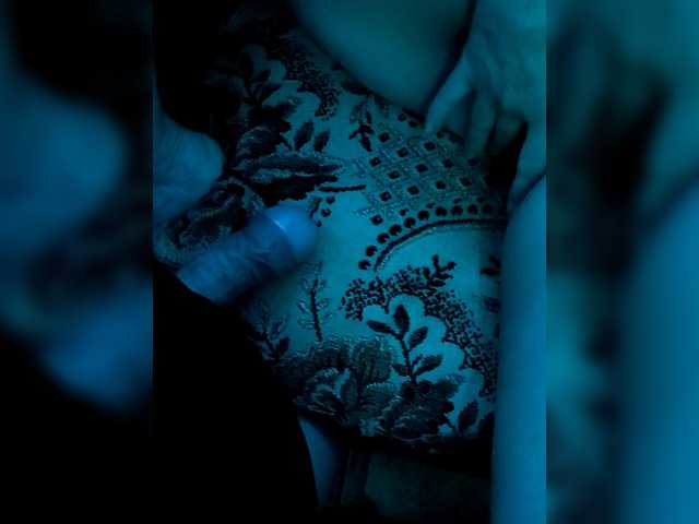 AlexaBaby989's BongaCams show and profile